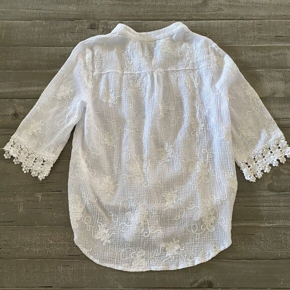 Cabana Cay Blouse Women’s Size Medium White Lace Floral Stitching Tunic Boho - Picture 9 of 10
